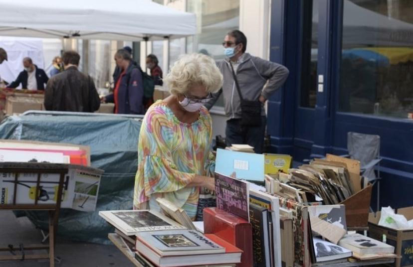 Mémento Paris Paris Centre Brocante rue de Bretagne ce dimanche
